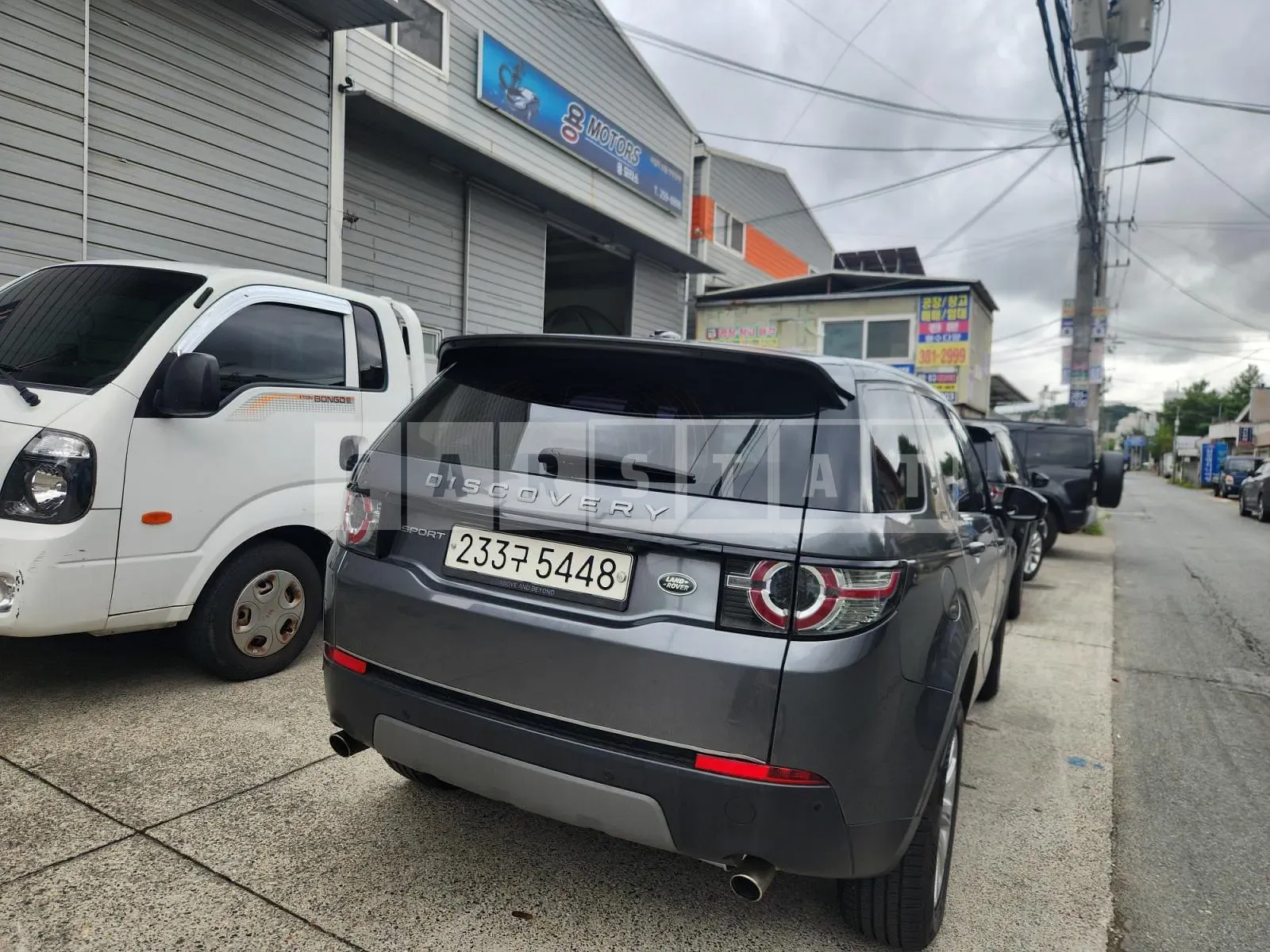 Photo 2 of 3: 2016 Land Rover Discovery Sport 2.0d, VIN SALCA2BN4GH577438 — Korean insurance auction