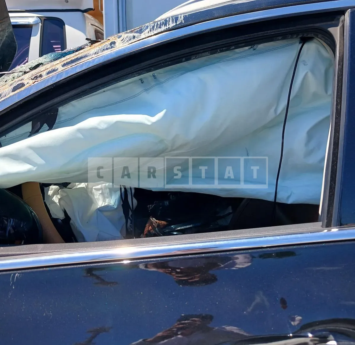 Photo 2 of 5: 2018 Kia Sorento — Korean insurance auction