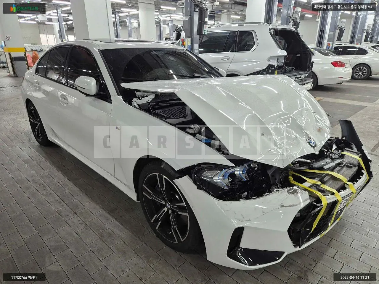 Photo 2 of 12: 2024 BMW 320i, VIN WBA61FS08RFT05941 — Korean insurance auction