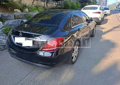 Photo 1 of 42: 2018 Mercedes-Benz C 200d, VIN WDDWF3HB6JR350963 — Korean insurance auction