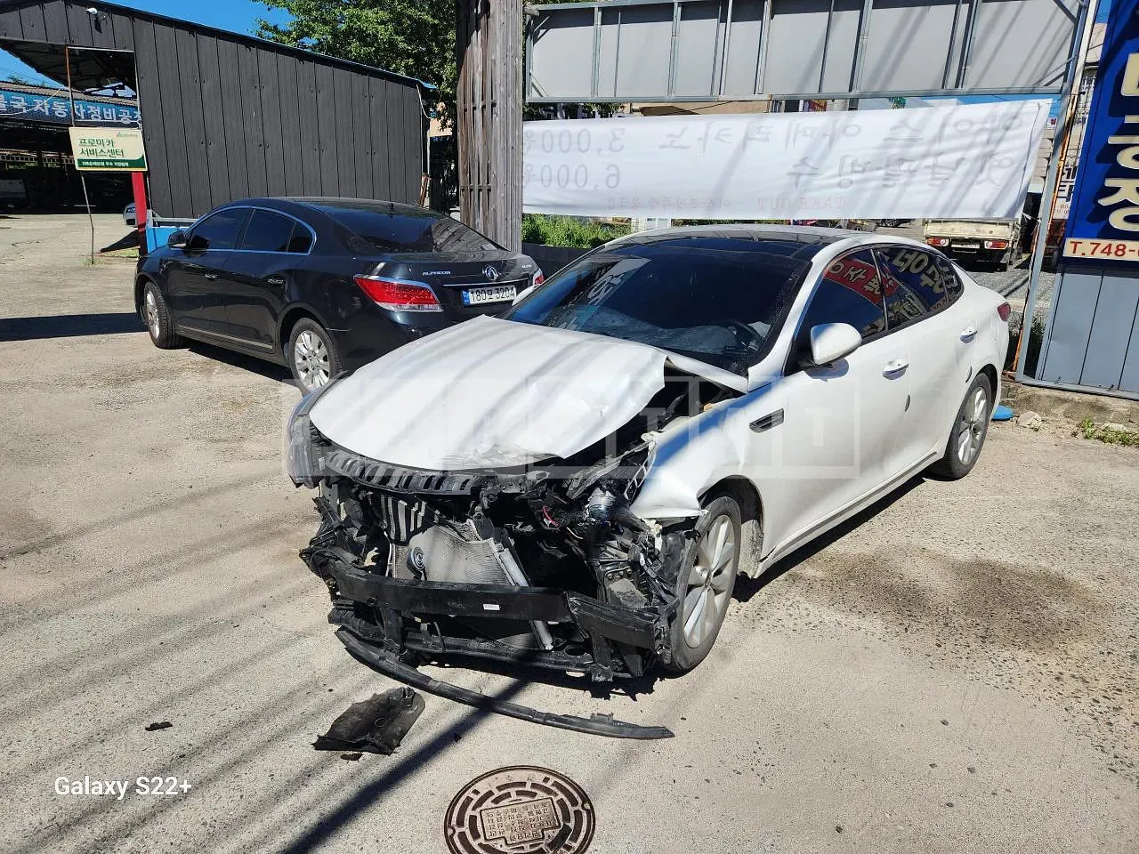 Photo 2 of 8: 2016 Kia K5, VIN KNAGX411BGA059931 — Korean insurance auction