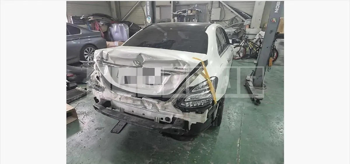 Photo 2 of 22: 2016 Mercedes-Benz C250 d 4Matic — Korean insurance auction