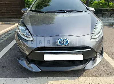 Photo 1 of 11: 2019 Toyota Prius C — Korean insurance auction