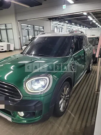 Photo 1 of 4: 2020 MINI Cooper Countryman, VIN WMWYX3105L3M00747 — Korean insurance auction
