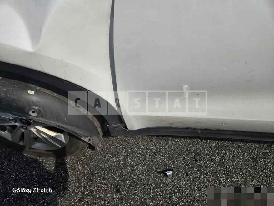 Photo 2 of 37: 2017 Kia Sportage — Korean insurance auction
