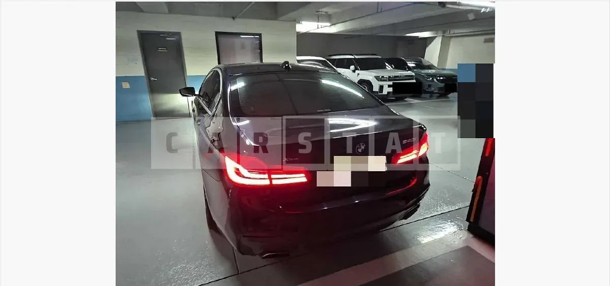Photo 2 of 23: 2018 BMW 540i xDrive, VIN WBAJB5109JG461374 — Korean insurance auction
