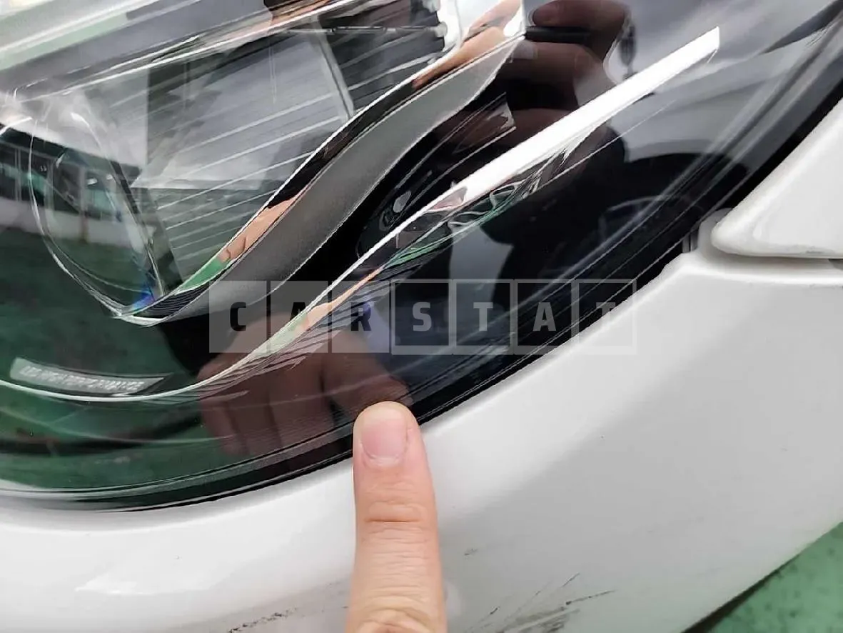 Photo 3 of 3: 2019 Mercedes-Benz (parts) E300 Headlamp — Korean insurance auction
