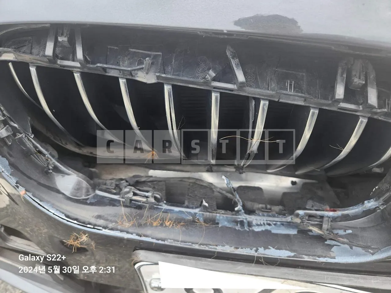 Photo 2 of 12: 2015 BMW 520d, VIN WBA5E5101FG059221 — Korean insurance auction