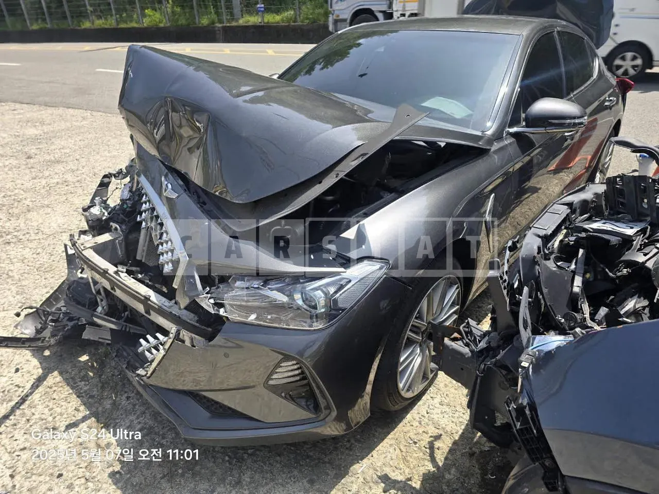 Photo 2 of 10: 2019 Genesis G70, VIN KMTG341ABKU030369 — Korean insurance auction
