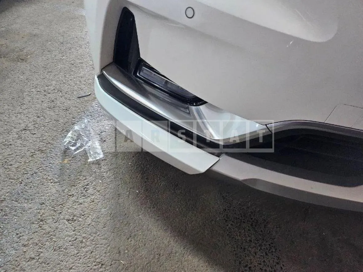 Photo 2 of 76: 2021 Kia Carnival (Hi-Limousine), VIN KNANE81BBMS093065 — Korean insurance auction