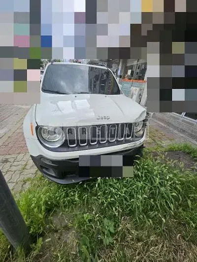 Photo 1 of 5: 2015 Jeep Zip Renegade — Korean insurance auction