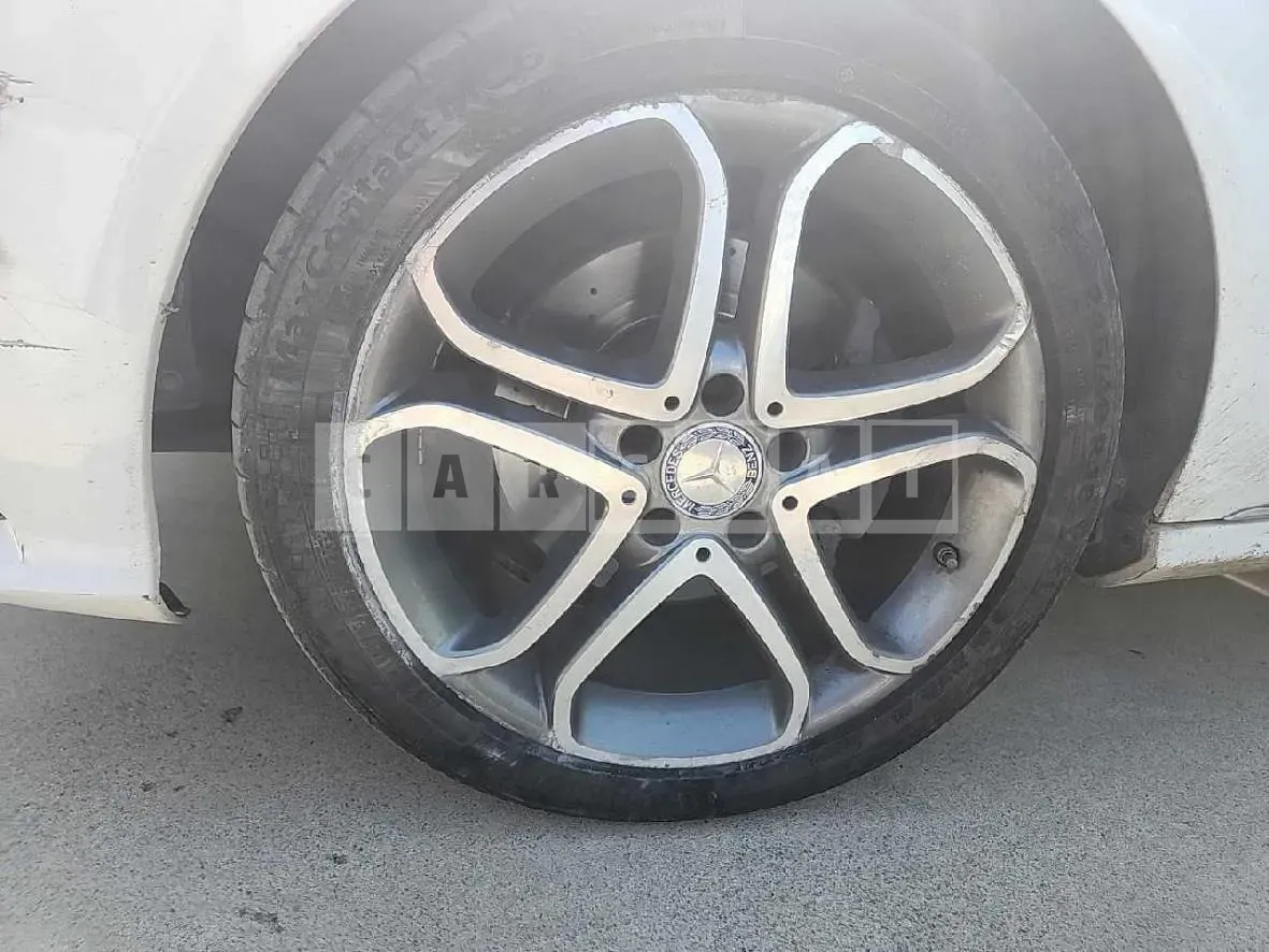 Photo 2 of 24: 2016 Mercedes-Benz E250 BlueTec 4Matic — Korean insurance auction