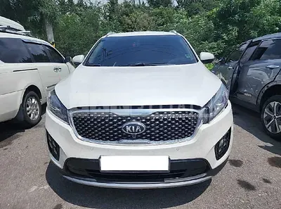 Photo 1 of 10: 2017 Kia Sorento, VIN KNAPK81BBHA289120 — Korean insurance auction