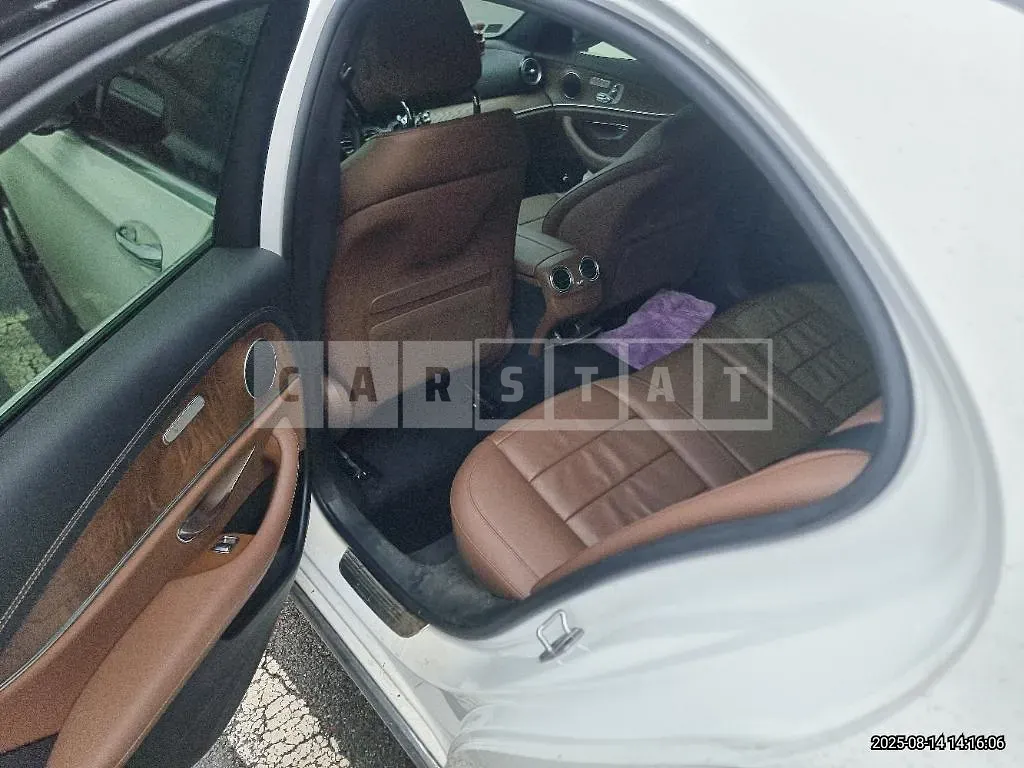 Photo 2 of 8: 2020 Mercedes-Benz E 250 Exclusive — Korean insurance auction