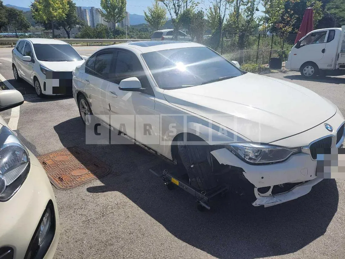 Photo 2 of 14: 2014 BMW 320d xDrive — Korean insurance auction