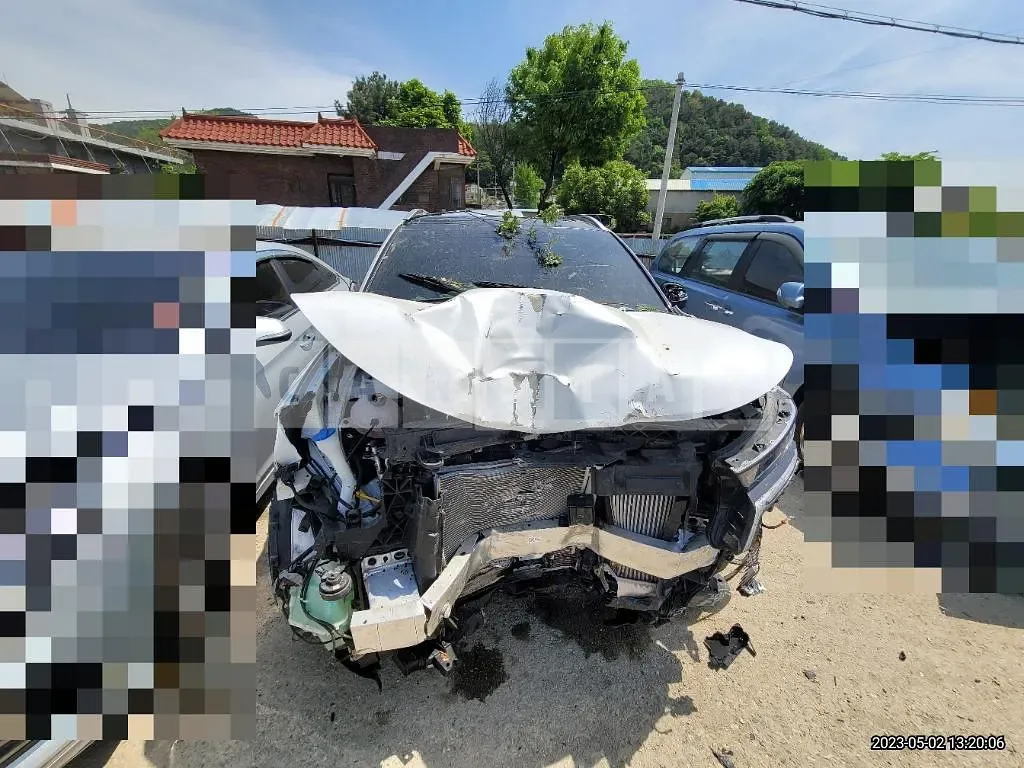 Photo 2 of 18: 2022 Kia Sorento 2.5, VIN KNARF81FGPA172919 — Korean insurance auction
