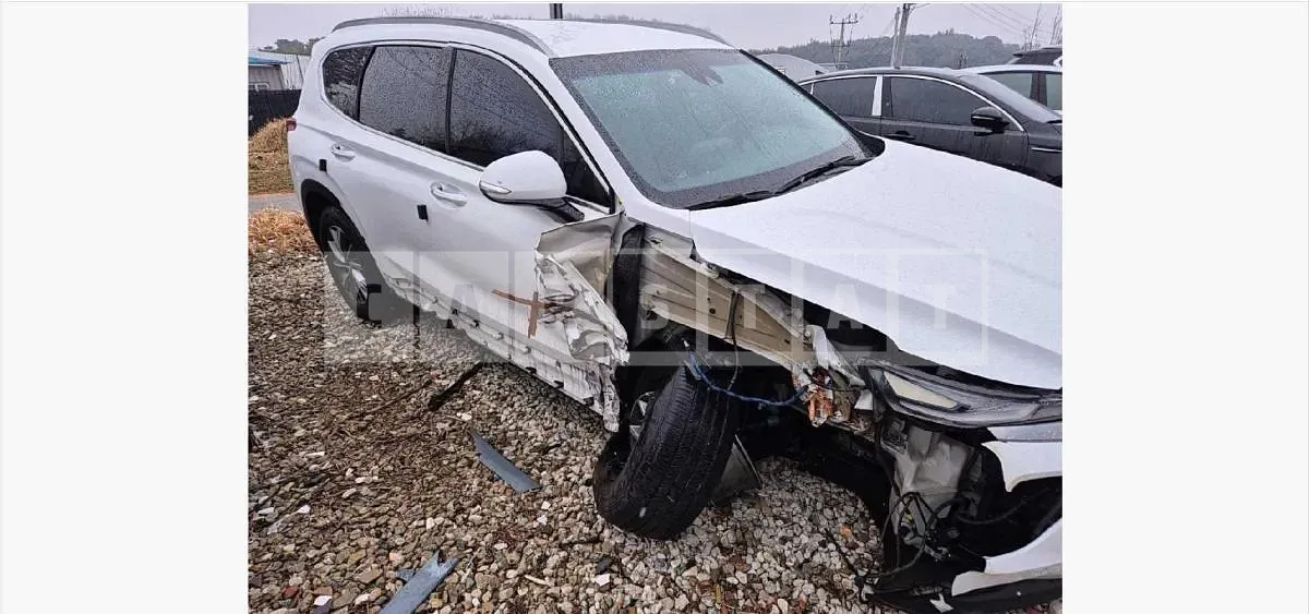 Photo 2 of 17: 2018 Hyundai Santa Fe TM Diesel — Korean insurance auction