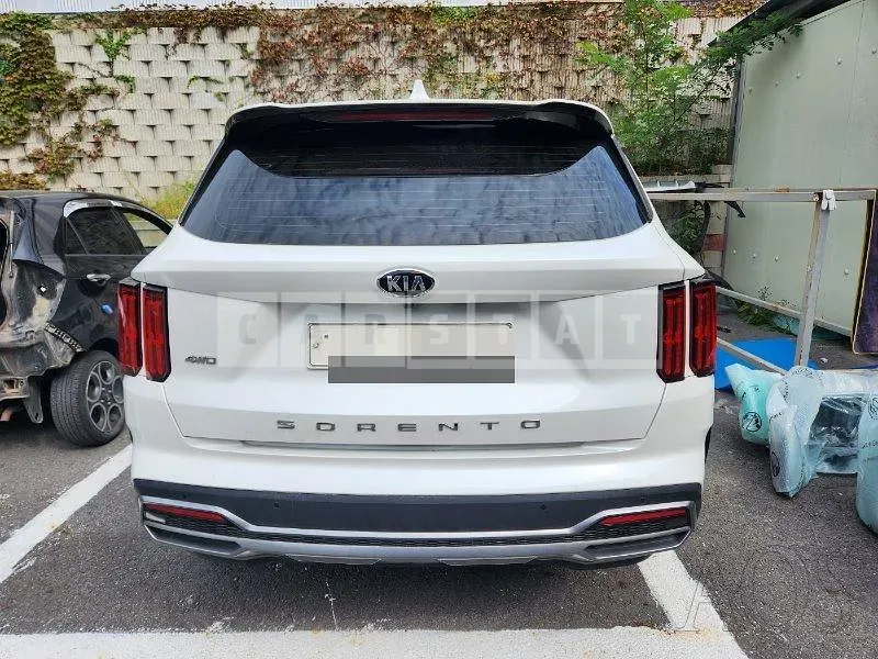 Photo 2 of 15: 2020 Kia Sorento 2.2 — Korean insurance auction