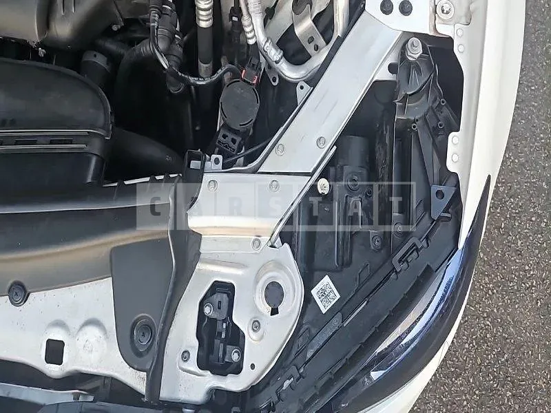 Photo 2 of 50: 2018 Mercedes-Benz E 200, VIN WDDZF4CB2JA411217 — Korean insurance auction
