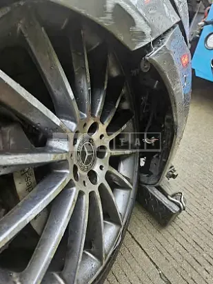 Photo 2 of 22: 2022 Mercedes-Benz E350 4Matic — Korean insurance auction