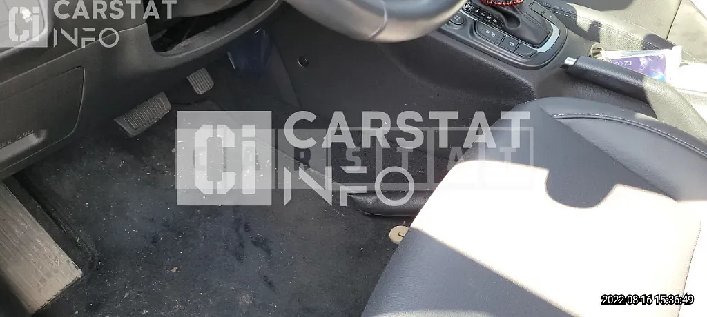 Photo 2 of 13: 2018 Hyundai Kona, VIN KMHK4815GJU175758 — Korean insurance auction