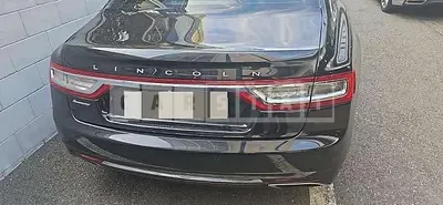 Photo 1 of 15: 2017 Bentley Lincoln Town-Continental 3.0 AWD — Korean insurance auction