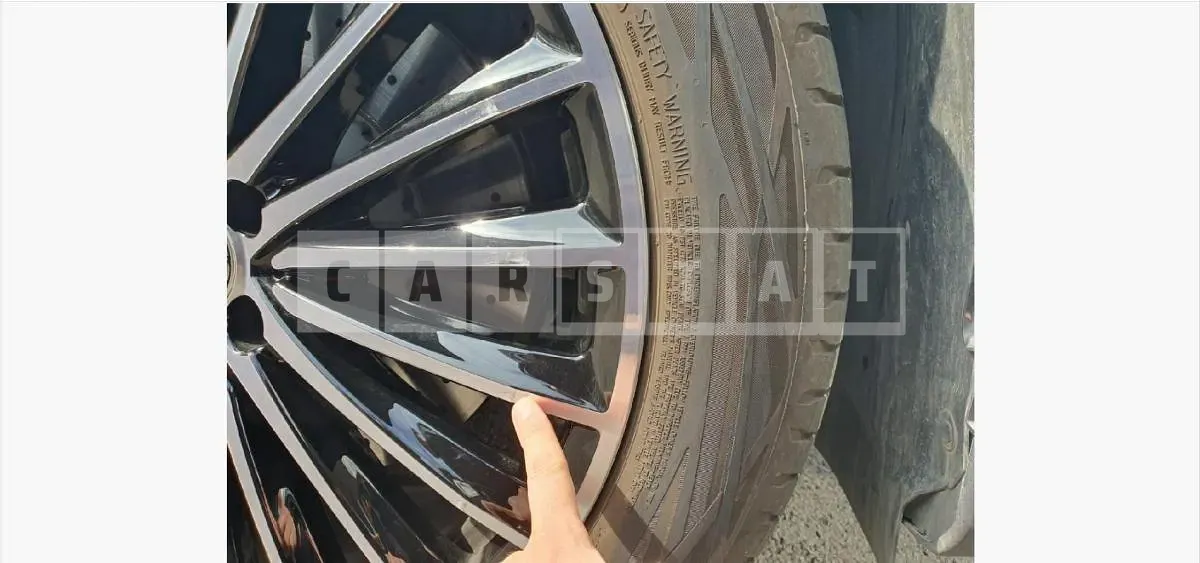 Photo 2 of 3: 2024 Mercedes-Benz (parts) GLC 300 Wheel — Korean insurance auction