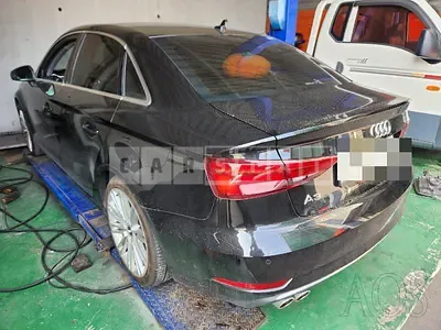 Photo 1 of 26: 2018 Audi A3 40 TFSI, VIN WAUZZZ8V8J1090007 — Korean insurance auction