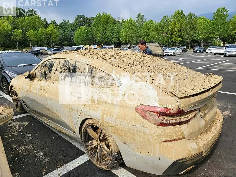 Photo 2 of 5: 2020 BMW 640i xDrive GT M Sport Package, VIN WBACW8101L9D57275 — Korean insurance auction