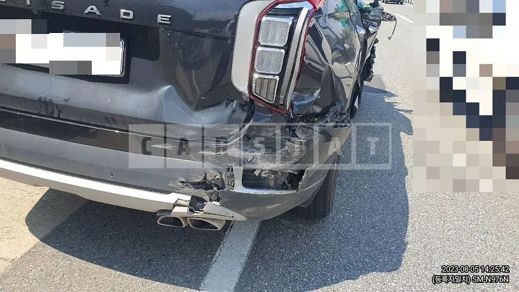 Photo 2 of 8: 2020 Hyundai Palisade 2.2 — Korean insurance auction