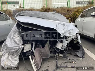 Photo 1 of 17: 2019 Genesis G70, VIN KMTG341ABKU039708 — Korean insurance auction