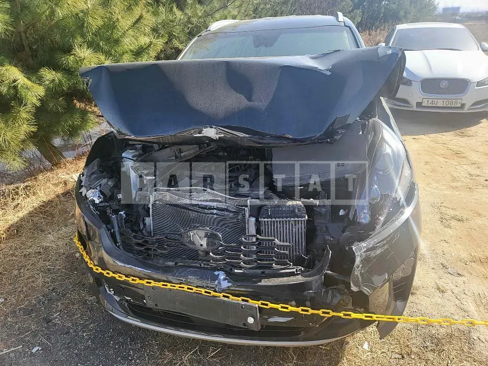 Photo 2 of 6: 2018 Kia Sorento /Sorrento, VIN KNAPK81BDKA488930 — Korean insurance auction