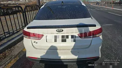 Photo 1 of 7: 2017 Kia K5 LPG — Korean insurance auction