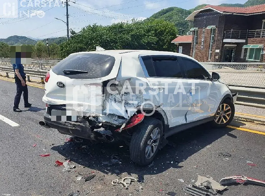 Photo 2 of 9: 2015 Kia Sportage R, VIN KNAPB816BFK740623 — Korean insurance auction