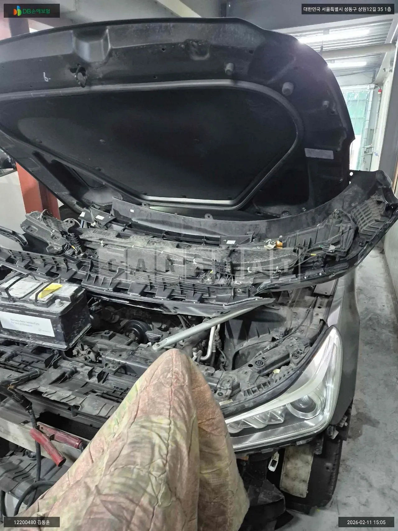 Photo 2 of 54: 2016 Hyundai Genesis EQ900, VIN KMHG141DBHU026168 — Korean insurance auction