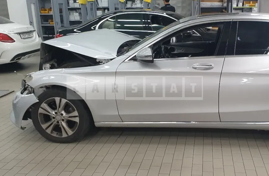 Photo 2 of 16: 2016 Mercedes-Benz C220d 4Matic, VIN WDDWF0FB8GF391283 — Korean insurance auction