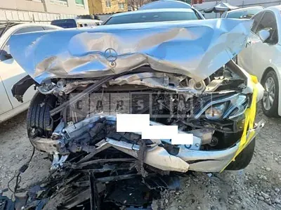 Photo 1 of 14: 2017 Mercedes-Benz E220 d, VIN WDDZF0EB3HA085959 — Korean insurance auction