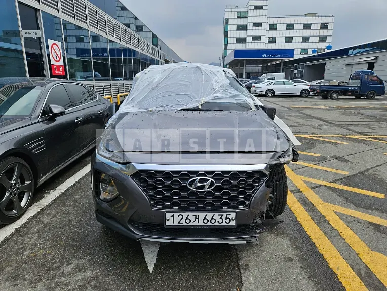Photo 2 of 18: 2020 Hyundai Santa Fe, VIN KMHS281BBLU255970 — Korean insurance auction
