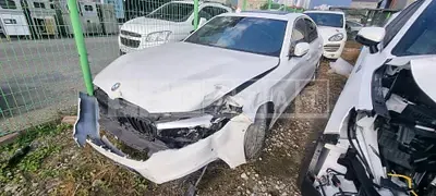 Photo 1 of 19: 2019 BMW 520i, VIN WBAJK7100KGL29438 — Korean insurance auction