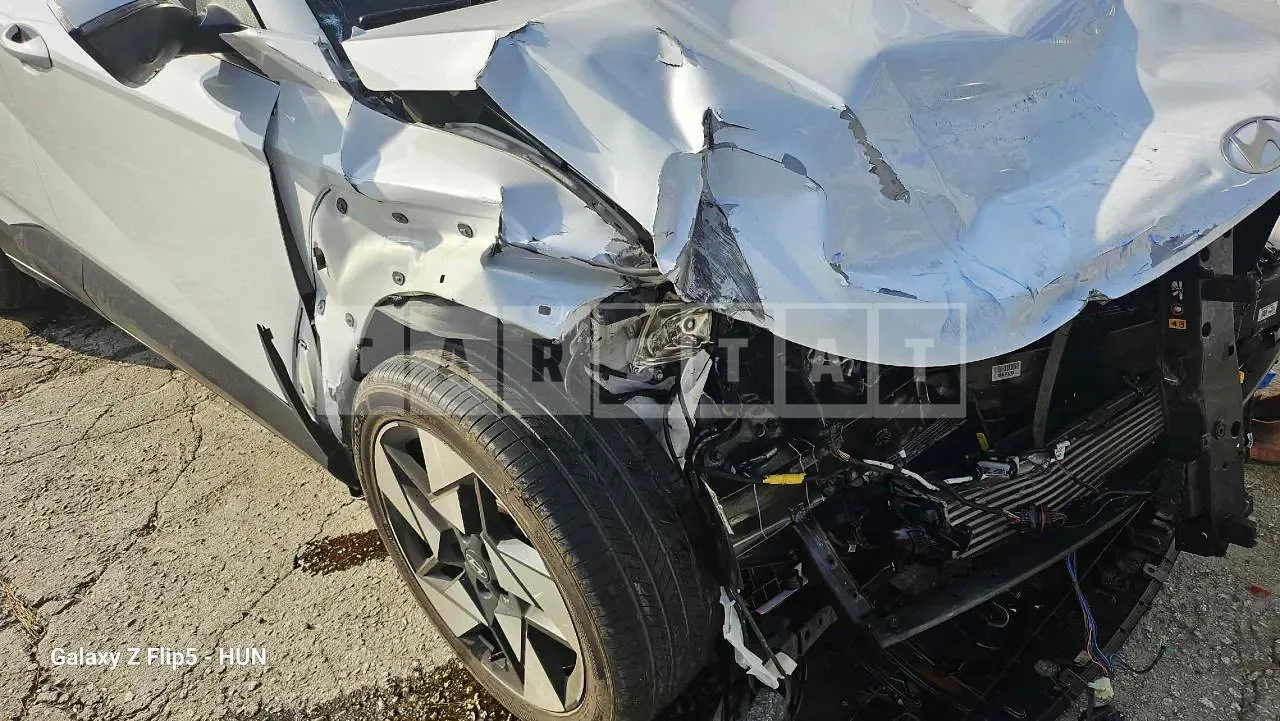 Photo 2 of 32: 2023 Hyundai Kona, VIN KMHHE813BPU054458 — Korean insurance auction