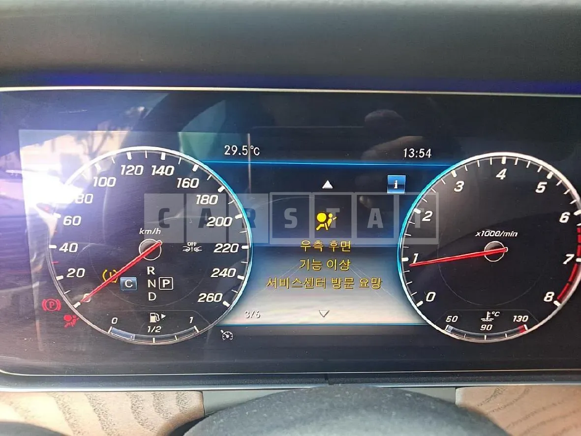 Photo 2 of 49: 2019 Mercedes-Benz E300 4Matic, VIN WDDZF4KB1KA559765 — Korean insurance auction
