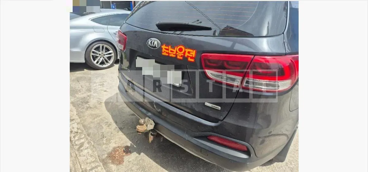 Photo 2 of 27: 2017 Kia Sorento — Korean insurance auction