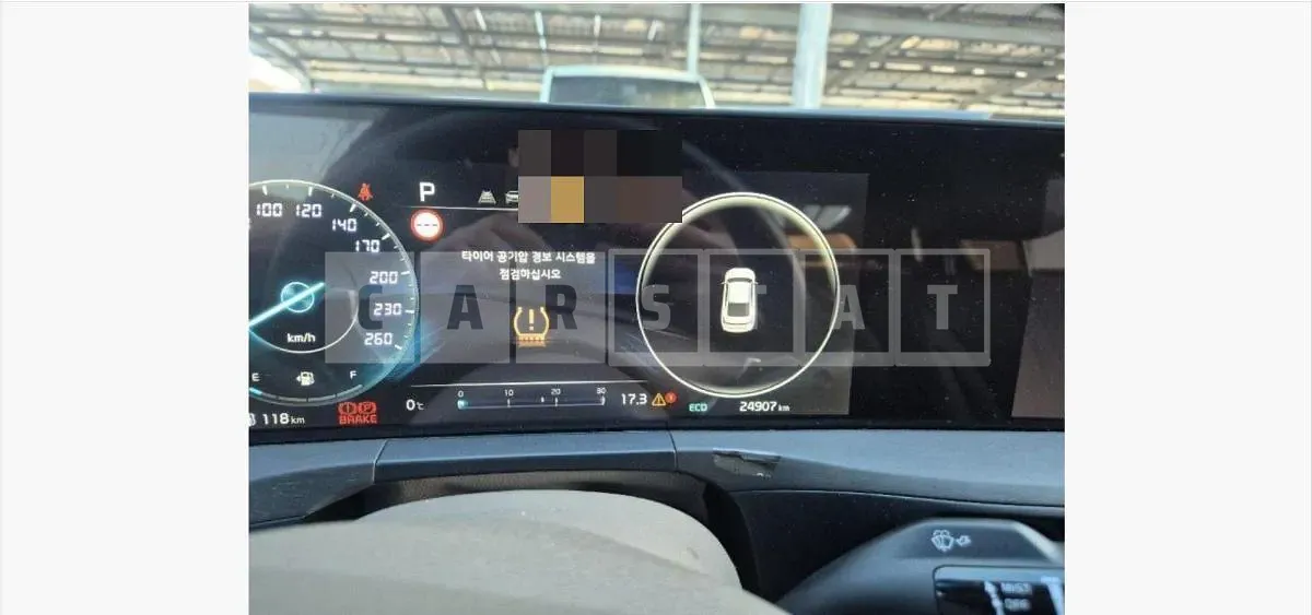 Photo 2 of 11: 2024 Kia K8 Hybrid — Korean insurance auction