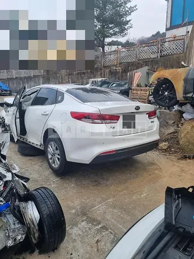 Photo 1 of 11: 2016 Kia K5 1.7 (Diesel) — Korean insurance auction
