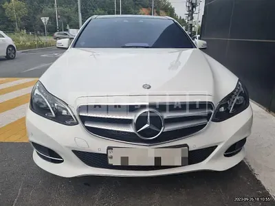 Photo 1 of 81: 2014 Mercedes-Benz E300 — Korean insurance auction