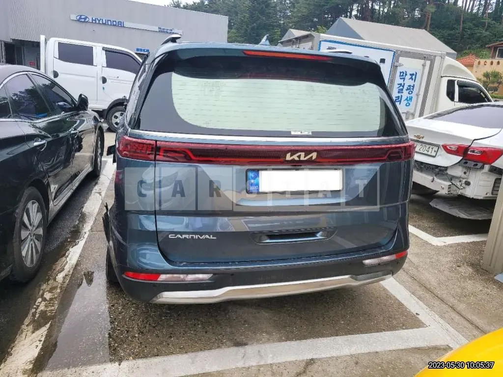 Photo 2 of 15: 2022 Kia Carnival, VIN KNANE81BBNS170550 — Korean insurance auction