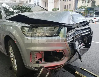 Photo 1 of 30: 2019 Audi Q7 45 TFSI quattro, VIN WAUZZZ4MXKD043882 — Korean insurance auction