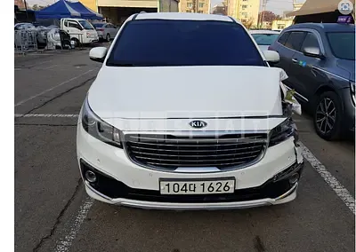 Photo 1 of 26: 2017 Kia Carnival, VIN KNAMC81ABHS296786 — Korean insurance auction