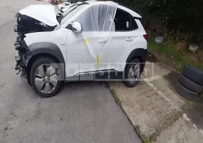 Photo 2 of 10: 2020 Hyundai Kona Electric — Korean insurance auction