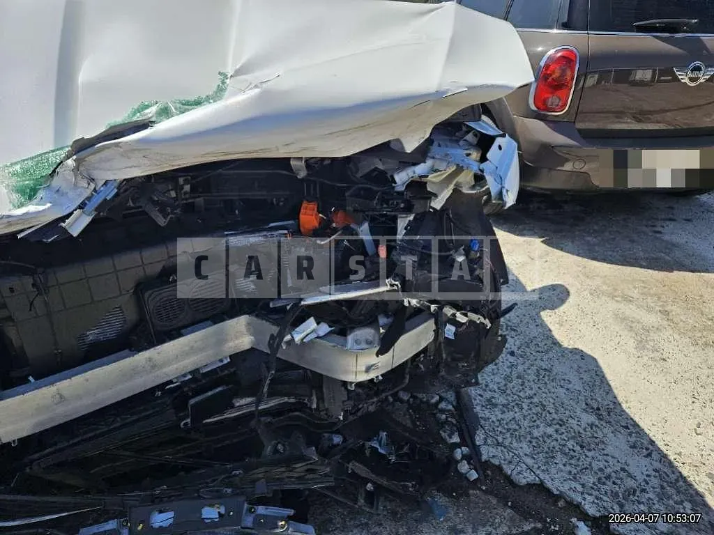 Photo 2 of 43: 2022 Genesis GV70 Electric Car AWD — Korean insurance auction